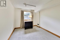 Bedroom 1 - 