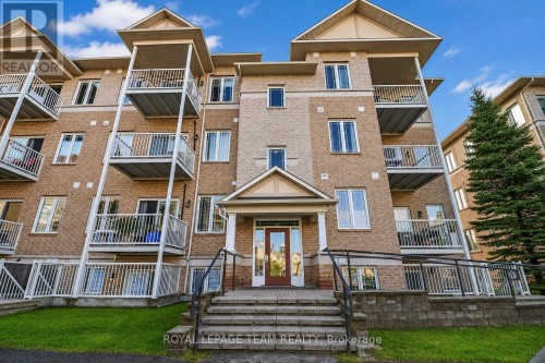 6 - 200 PASEO PRIVATE  Ottawa, ON K2G 4N7