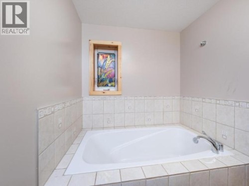 25 Blaker Place, Whitehorse, YT 