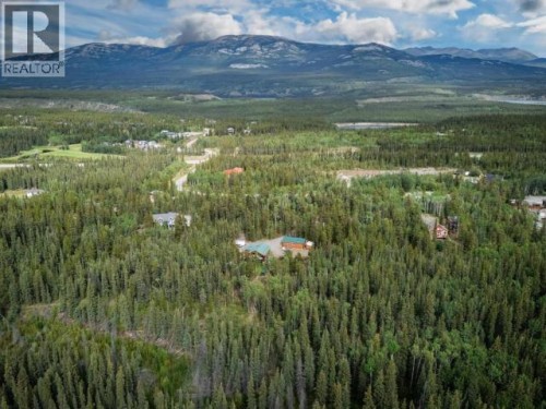 25 Blaker Place, Whitehorse, YT 