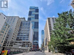 3806 - 7 GRENVILLE STREET  Toronto, ON M4Y 0E9
