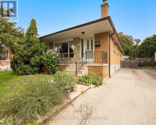 7397 CATALPA ROAD  Mississauga, ON L4T 2T2