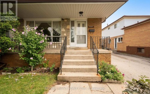 7397 Catalpa Road, Mississauga, ON 