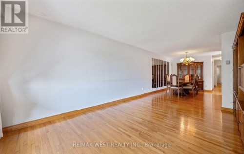 7397 Catalpa Road, Mississauga, ON 