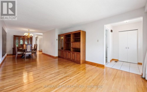 7397 Catalpa Road, Mississauga, ON 