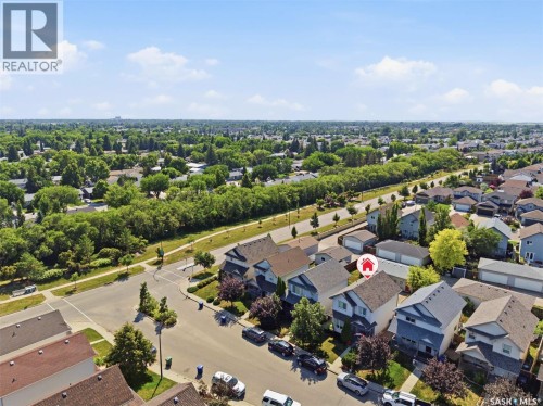523 Denham Way, Saskatoon, SK 