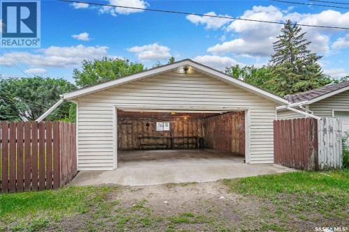 2814 21St Street W, Saskatoon, SK 