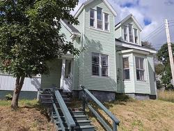 96 St Andrews Street Pictou, NS B0K 1H0