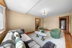 Salon - 