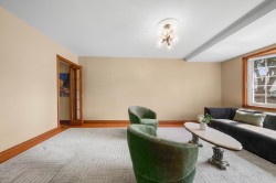 Salon - 