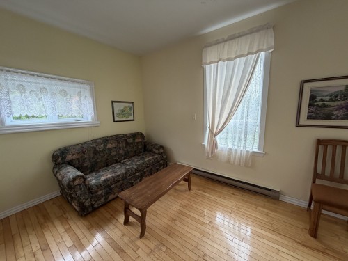 Boudoir - 108 Ch. Des Lilas, Caplan, QC 