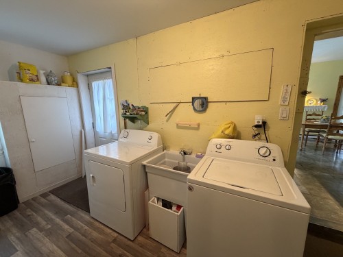 Salle de lavage - 108 Ch. Des Lilas, Caplan, QC 