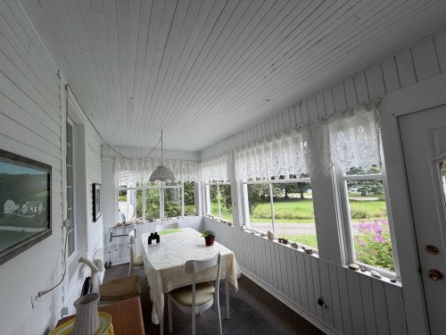 Solarium/Verrière - 108 Ch. Des Lilas, Caplan, QC 