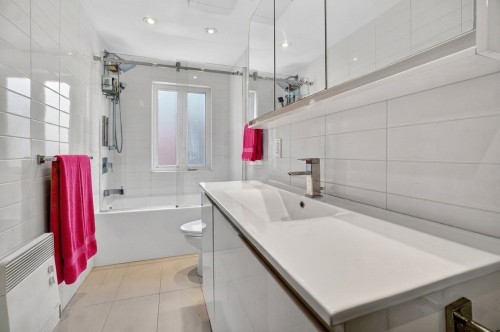 Salle de bains - 705  - A Av. Bloomfield, Montréal (Outremont), QC 