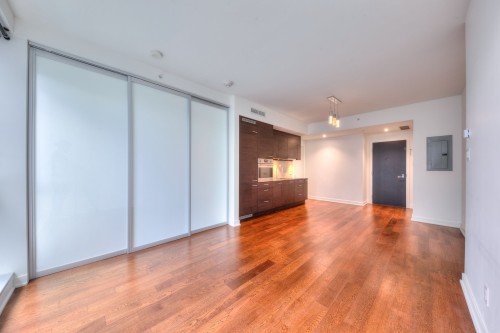 Salon - 1108-1155 Rue De La Montagne, Montréal (Ville-Marie), QC 