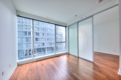 Salon - 1108-1155 Rue De La Montagne, Montréal (Ville-Marie), QC 