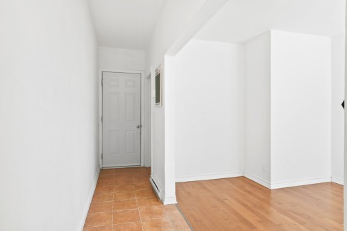 Hall d'entrée/Vestibule - 1-7062 Rue St-Denis, Montréal (Rosemont/La Petite-Patrie), QC 