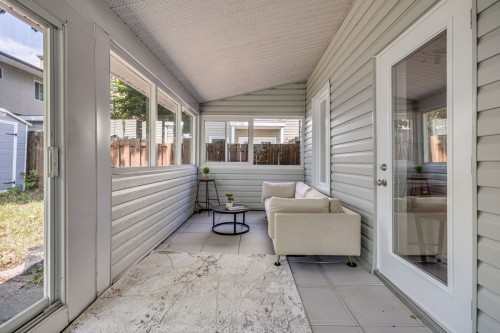 Sun Room - 1429 Av. Harriet, Québec (Sainte-Foy/Sillery/Cap-Rouge), QC 