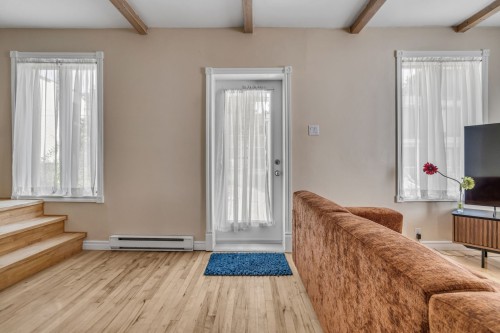 Mud Room - 1429 Av. Harriet, Québec (Sainte-Foy/Sillery/Cap-Rouge), QC 
