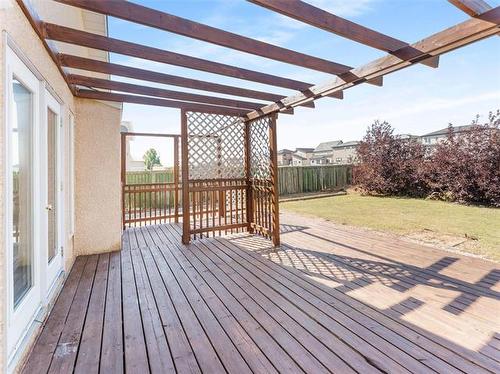 132 Foxwarren Dr, Winnipeg, MB 