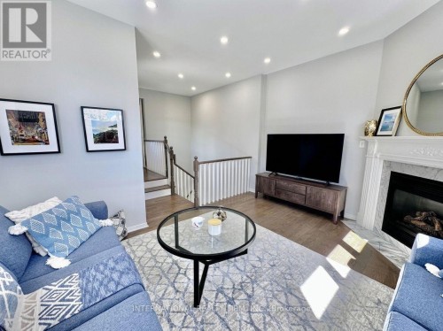 2745 Galleon Crescent, Mississauga, ON 
