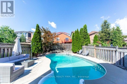 2745 Galleon Crescent, Mississauga, ON 