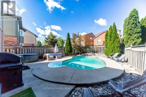 2745 Galleon Crescent, Mississauga, ON 