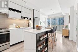 2112 - 4065 CONFEDERATION PARKWAY  Mississauga, ON L5B 0L4