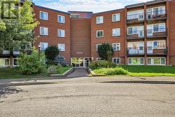 208C - 2044 ARROWSMITH DRIVE Ottawa, ON K1J 7V8