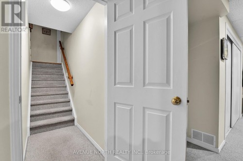 48 Hackett Street, Ottawa, ON 