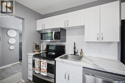 738 K Avenue S, Saskatoon, SK 
