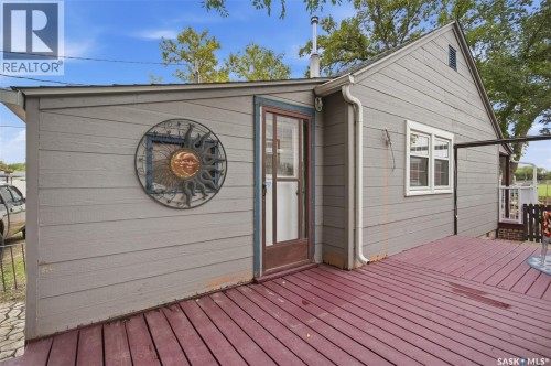 738 K Avenue S, Saskatoon, SK 