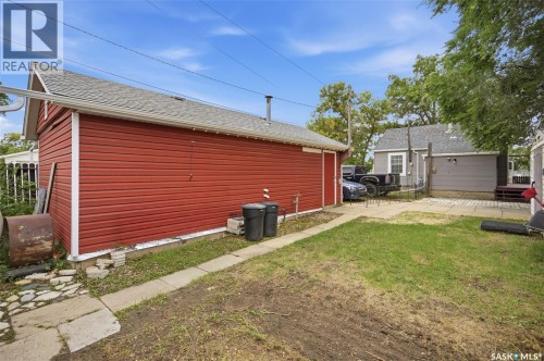 738 K Avenue S, Saskatoon, SK 