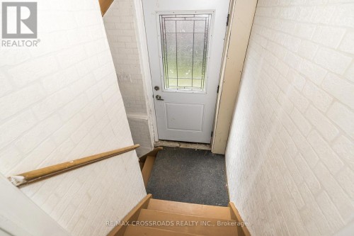 BSMT - 34 BLUE ANCHOR TRAIL , Toronto, Ontario M1C 3P2 5