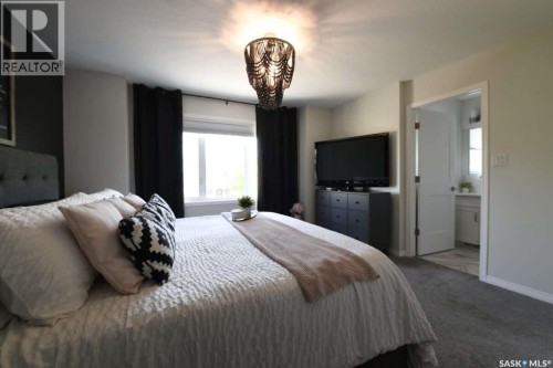 5109 E Buckingham Drive, Regina, SK 