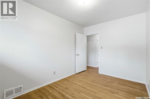 9 Dunn Place, Regina, SK 