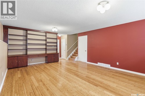 9 Dunn Place, Regina, SK 