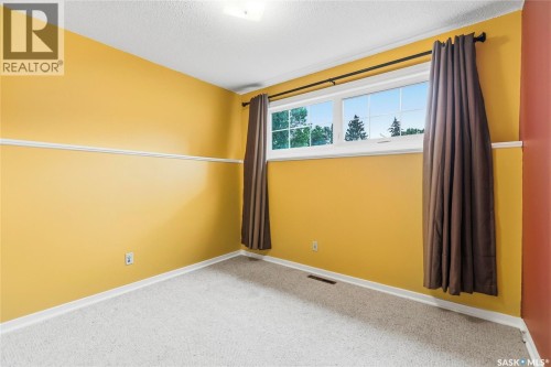 9 Dunn Place, Regina, SK 