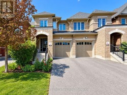 2339 DRESS CIRCLE CRESCENT  Oshawa (Windfields), ON L1L 0L8