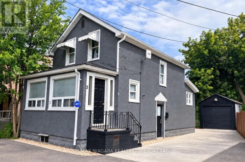 3 RICES LANE , Welland (Lincoln/Crowland), Ontario L3B 3L7