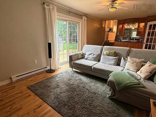 4 Maple Crescent, Lantz, NS 