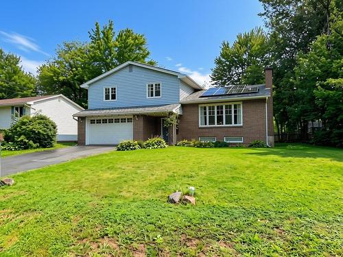 4 Maple Crescent, Lantz, NS 
