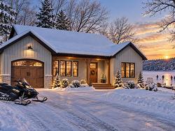 12 Lakeside Lane Sutherland Lake, NS B0M 1G0