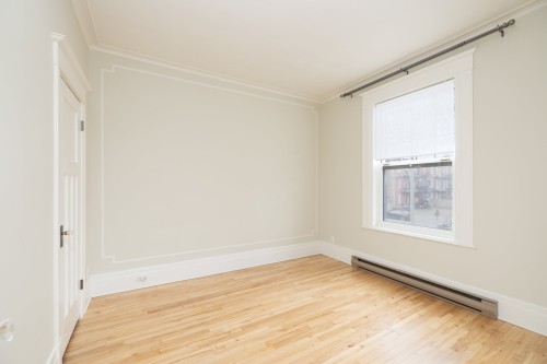 Master Bedroom - 852 Rue Melrose, Montréal (Verdun/Île-Des-Soeurs), QC 