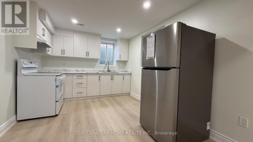 1261 Rose Way, Milton, ON 