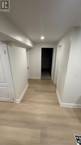 1261 Rose Way, Milton, ON 