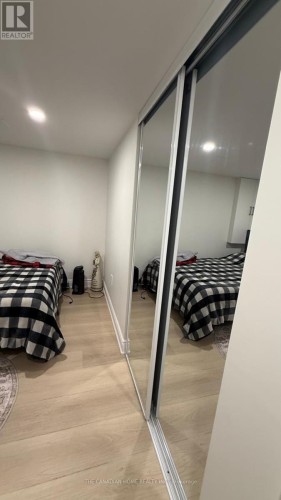 1261 Rose Way, Milton, ON 