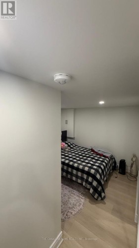 1261 Rose Way, Milton, ON 
