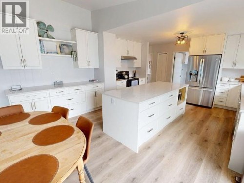 2440 Jenkinson Road, Powell River, BC 