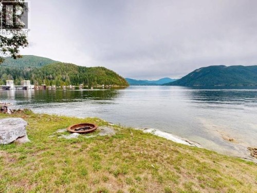 2440 Jenkinson Road, Powell River, BC 